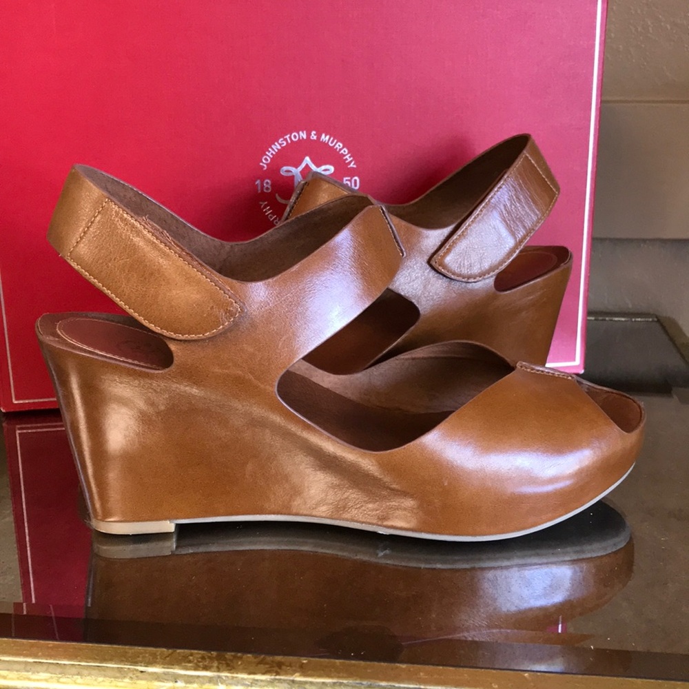 JOHNSTON & MURPHY TRICIA TAN VACCHETTA WEDGE HEELS